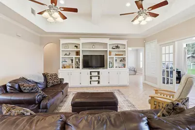 2862 Dees Circle, Sealy, TX 77474 - Photo 11