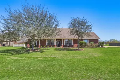 2862 Dees Circle, Sealy, TX 77474 - Photo 1