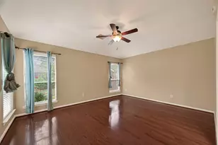 6922 Summer Bridge Ln, Spring, TX 77379 - Photo 5
