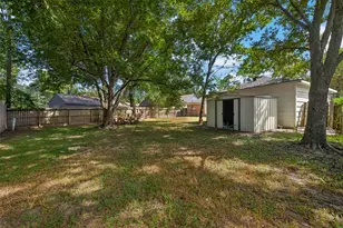 1319 Forsythe Ln, Houston, TX 77073 - Photo 49