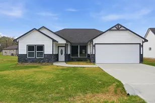 44 Meadow Lake Dr, Trinity, TX 75862 - Photo 1