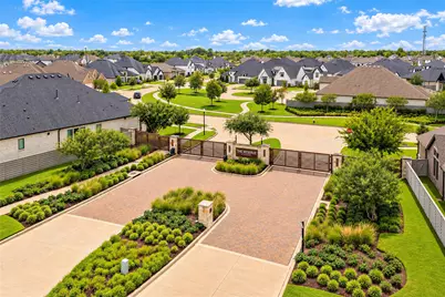 4711 Arbor Hollow Drive, Manvel, TX 77578 - Photo 3