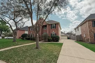 2605 Broussard Ct, Seabrook, TX 77586 - Photo 3
