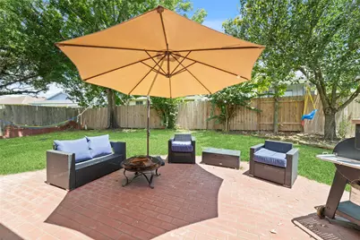 163 April Waters Drive N, Conroe, TX 77356 - Photo 29