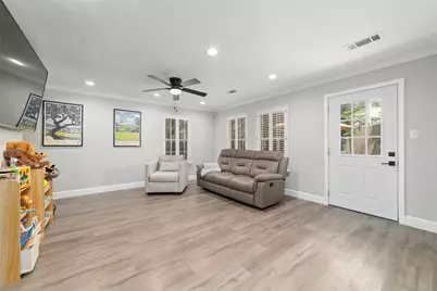 163 April Waters Drive N, Conroe, TX 77356 - Photo 19