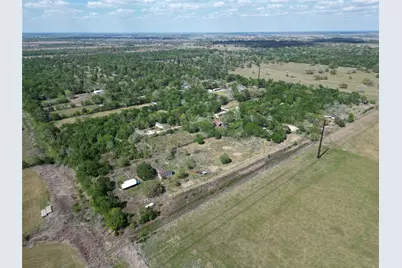 6616 Whispering Oaks Circle, Wharton, TX 77488 - Photo 5