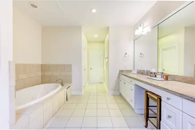 914 Main Street #911, Houston, TX 77002 - Photo 25