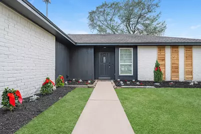 17614 Heritage Bay Drive, Webster, TX 77598 - Photo 3