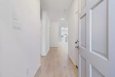 249 Edgewater Drive, West Columbia, TX 77486 - Photo 5