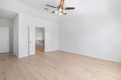 249 Edgewater Drive, West Columbia, TX 77486 - Photo 17