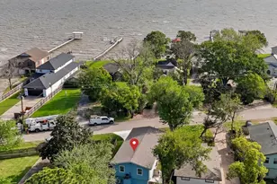 3802 Bayshore Dr, Bacliff, TX 77518 - Photo 1