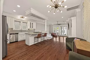 203 W 24th St, Houston, TX 77008 - Photo 5