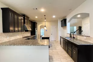 5366 Blue Mountain Ln, Sugar Land, TX 77479 - Photo 9