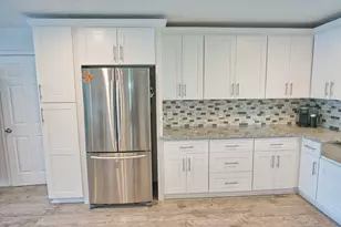 201 Southern Oaks Dr, Lake Jackson, TX 77566 - Photo 13