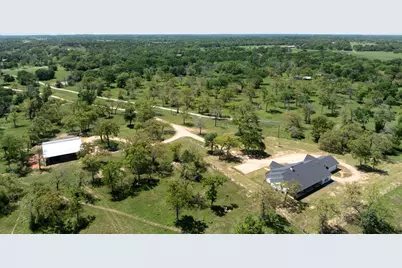 4052 Kuykendall, Bellville, TX 77418 - Photo 3