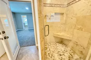28922 Savannah Dr, Shenandoah, TX 77381 - Photo 11