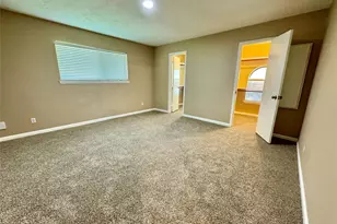 28922 Savannah Dr, Shenandoah, TX 77381 - Photo 9