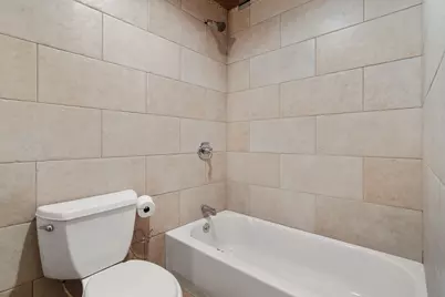 2823 Meadowcreek Drive, Missouri City, TX 77459 - Photo 31