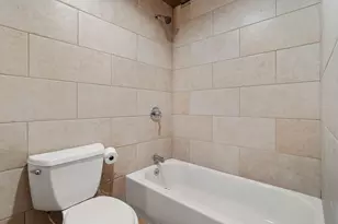 2823 Meadowcreek Dr, Missouri City, TX 77459 - Photo 31