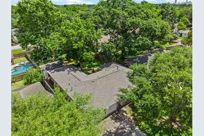 9666 Windswept Lane, Houston, TX 77063 - Photo 33