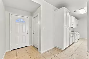 176 Binnacle Ct, Willis, TX 77318 - Photo 11