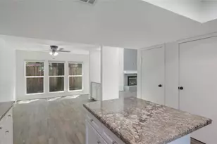 79 Maple Branch, The Woodlands, TX 77380 - Photo 9