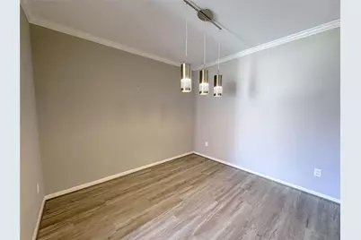 8100 Cambridge Street #104, Houston, TX 77054 - Photo 5