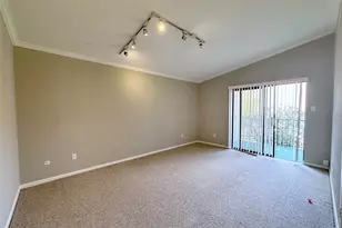 8100 Cambridge St, Houston, TX 77054 - Photo 13