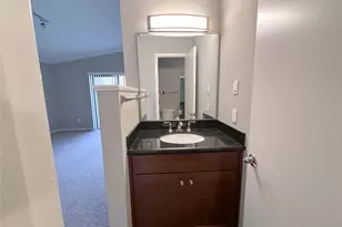 8100 Cambridge St, Houston, TX 77054 - Photo 17