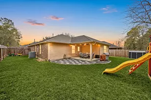 922 Fife Dr, Conroe, TX 77301 - Photo 3