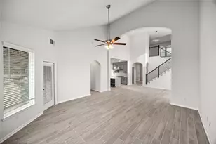 644 Canadian Trl, Dayton, TX 77535 - Photo 13