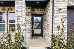 644 Canadian Trl, Dayton, TX 77535 - Photo 5