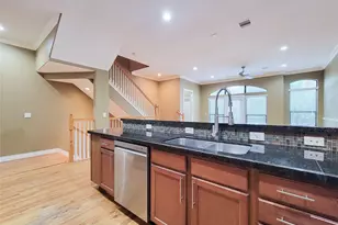 1115 St Charles St, Houston, TX 77003 - Photo 11
