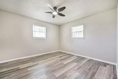 610 County Road 157, Alvin, TX 77511 - Photo 19