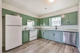 610 County Road 157, Alvin, TX 77511 - Photo 9