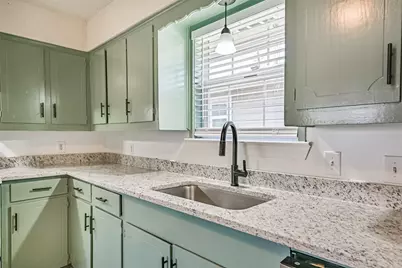 610 County Road 157, Alvin, TX 77511 - Photo 11