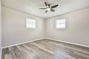 610 County Road 157, Alvin, TX 77511 - Photo 15