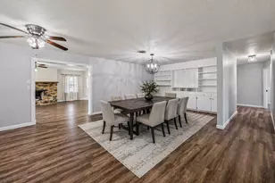 404 S 14th St, West Columbia, TX 77486 - Photo 9