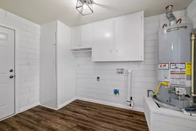 404 S 14th Street, West Columbia, TX 77486 - Photo 19