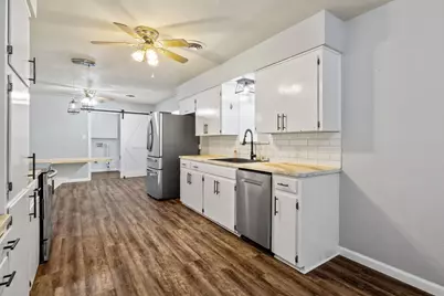 404 S 14th Street, West Columbia, TX 77486 - Photo 13