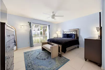 2600 Bellefontaine Street #B12, Houston, TX 77025 - Photo 11