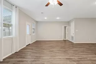 25605 Microstar Wy, Montgomery, TX 77316 - Photo 17