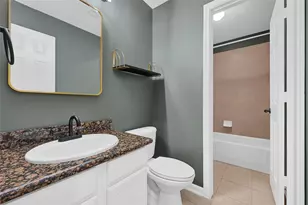 1320 Studer St, Houston, TX 77007 - Photo 21