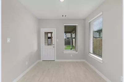 1703 Pecan Woods Lane, Conroe, TX 77301 - Photo 11