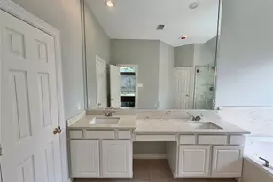 155 Indian Warrior Trail, Lake Jackson, TX 77566 - Photo 11