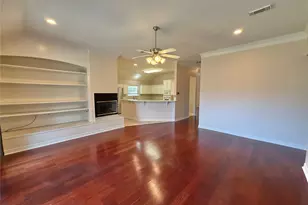 155 Indian Warrior Trail, Lake Jackson, TX 77566 - Photo 5