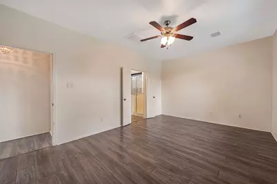 106 Crown Point Court, Magnolia, TX 77354 - Photo 11