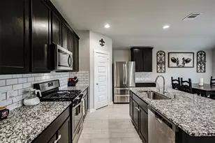 13005 Oleander Bay Ln, La Marque, TX 77568 - Photo 13