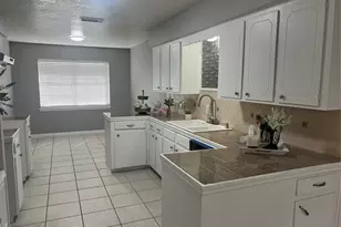 1104 E Thirteenth St, Deer Park, TX 77536 - Photo 9