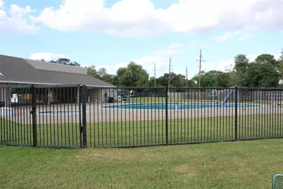 9211 Golden Meadow Drive, Houston, TX 77064 - Photo 23